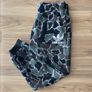 Adidas camouflage sweatpants